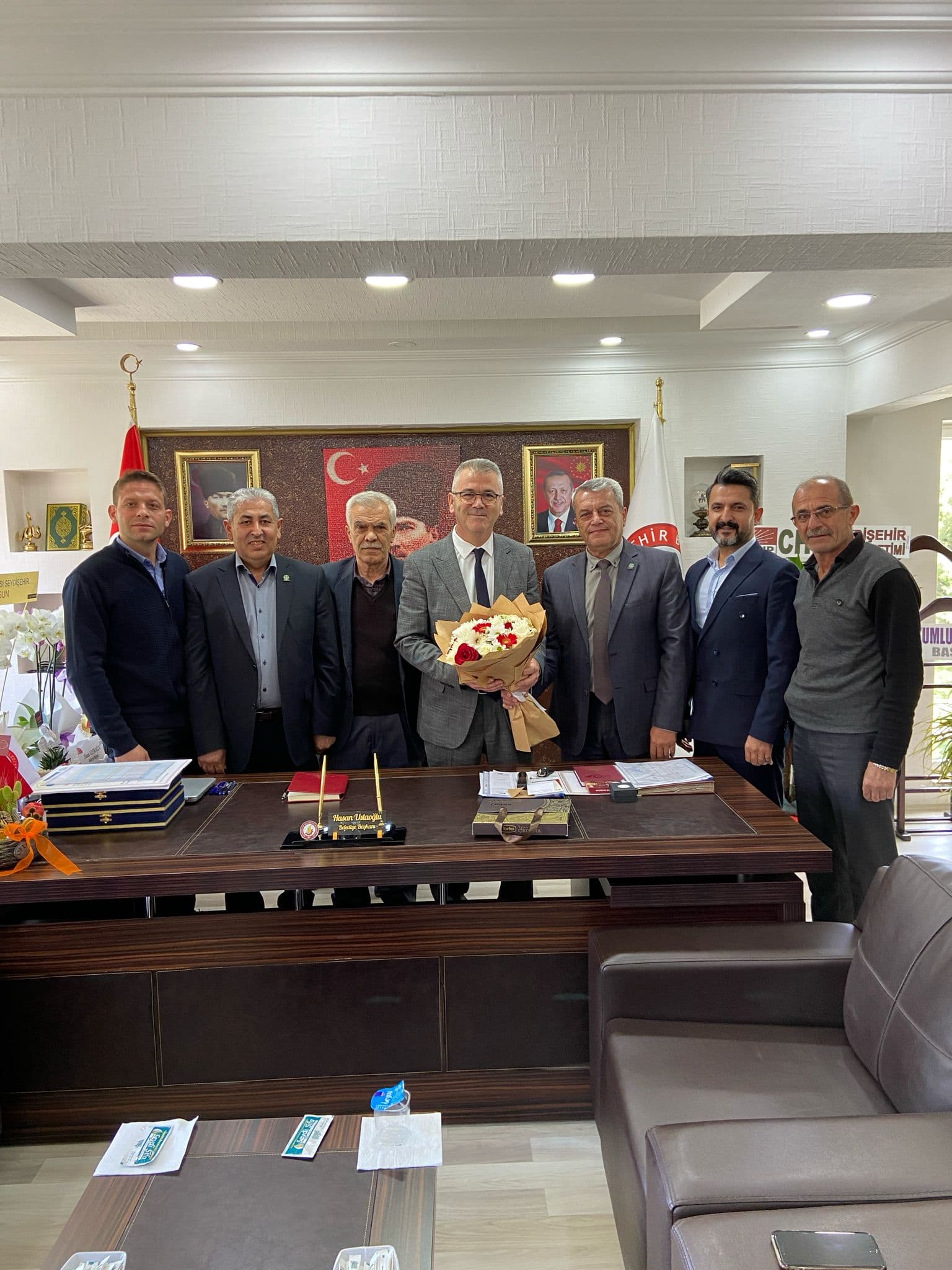 Seydişehir Esnaf Odası'ndan Belediye Başkanı Hasan Ustaoğlu'na Hayırlı Olsun Ziyareti